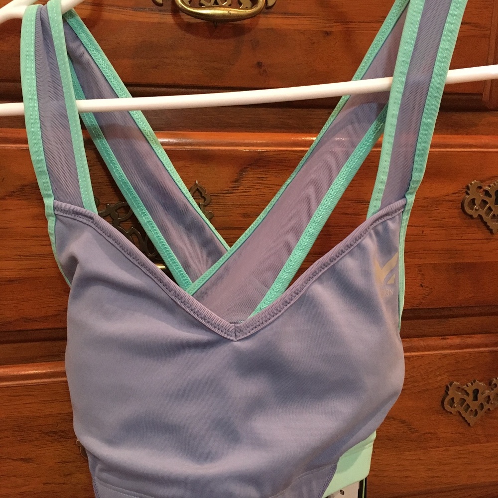 Mission sports bra- with cooling technology